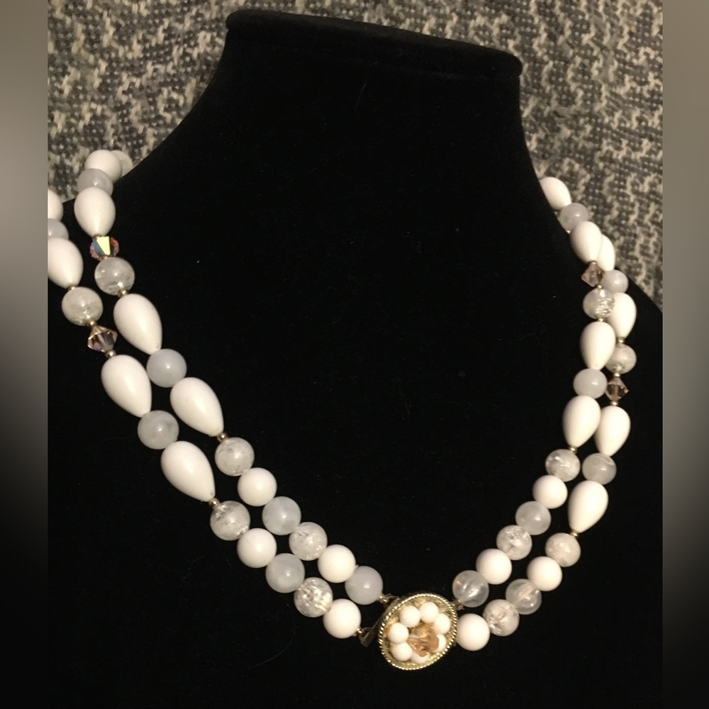 Vintage MCM Lucite beaded necklace with fancy clasp